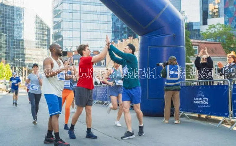 凯发K8国际首页登录入口ARGA公司惊险！足球运动员被疯狂狗晃倒，全程视频曝光